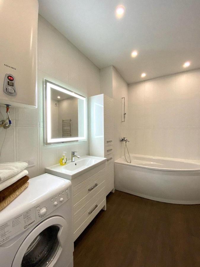 Gagarin Plaza Stylish Apartment Одесса Экстерьер фото