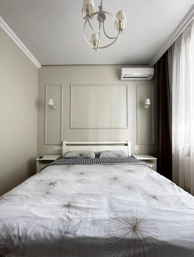 Gagarin Plaza Stylish Apartment Одесса Экстерьер фото