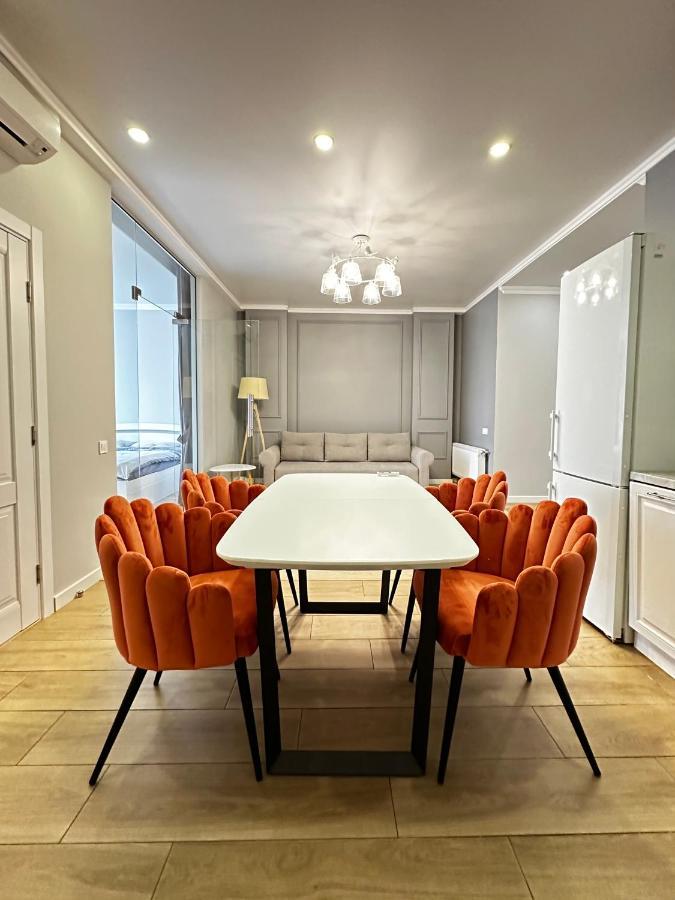 Gagarin Plaza Stylish Apartment Одесса Экстерьер фото