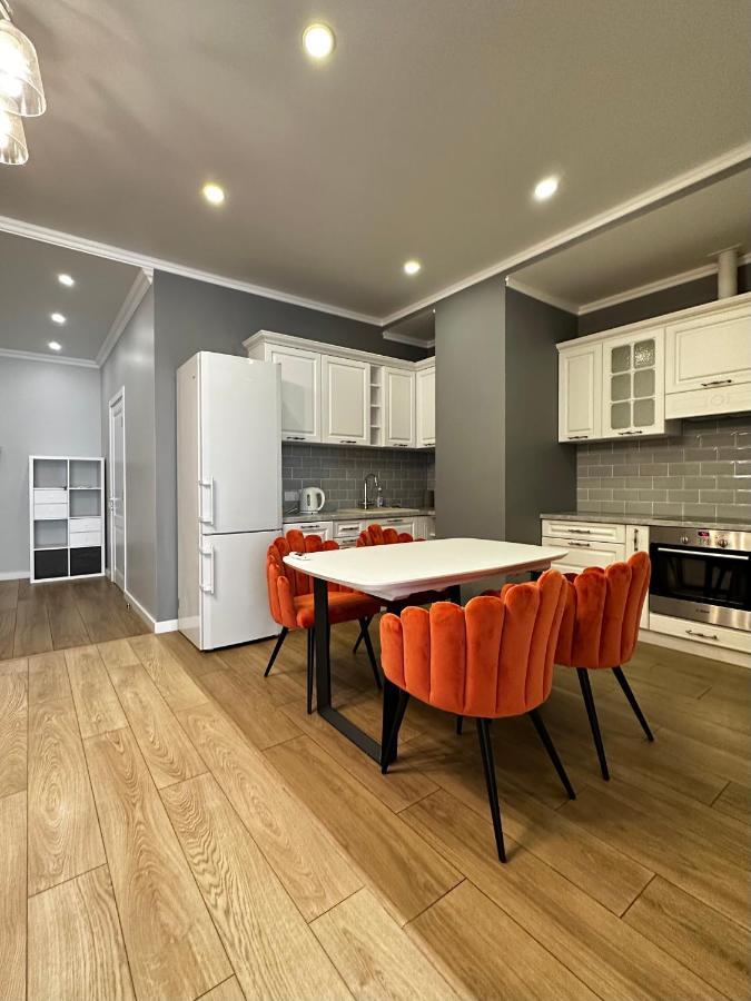 Gagarin Plaza Stylish Apartment Одесса Экстерьер фото